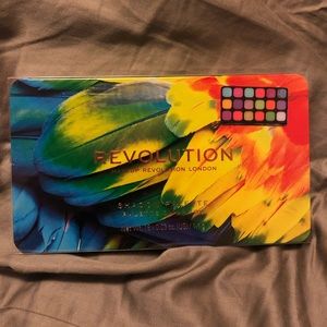Makeup Revolution London Shadow Palette Forever Flawless Birds of Paradise